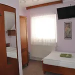Konukevi Zuzana 3*